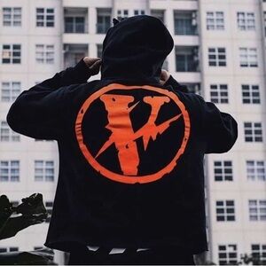 VLONE x Fragment Design 2016 FRIENDS Graphic Sweatshirt Hoodie XL